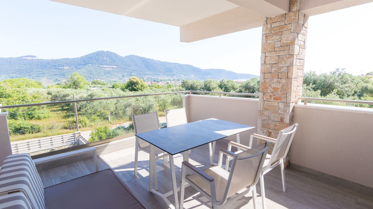 Photo of Patio Balcony in Skala Potamias