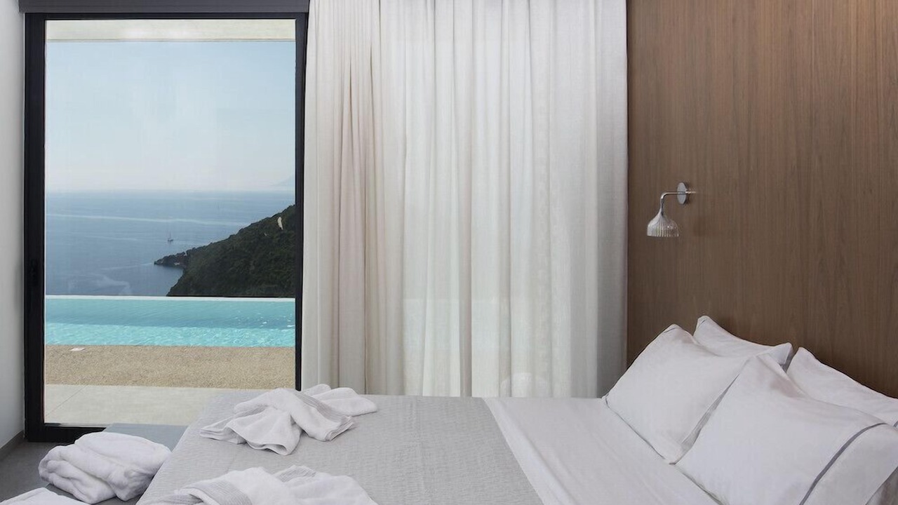 Photo of Bedroom in Evgiros