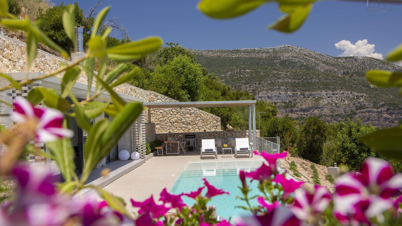 Photo of Outdoor in Evgiros