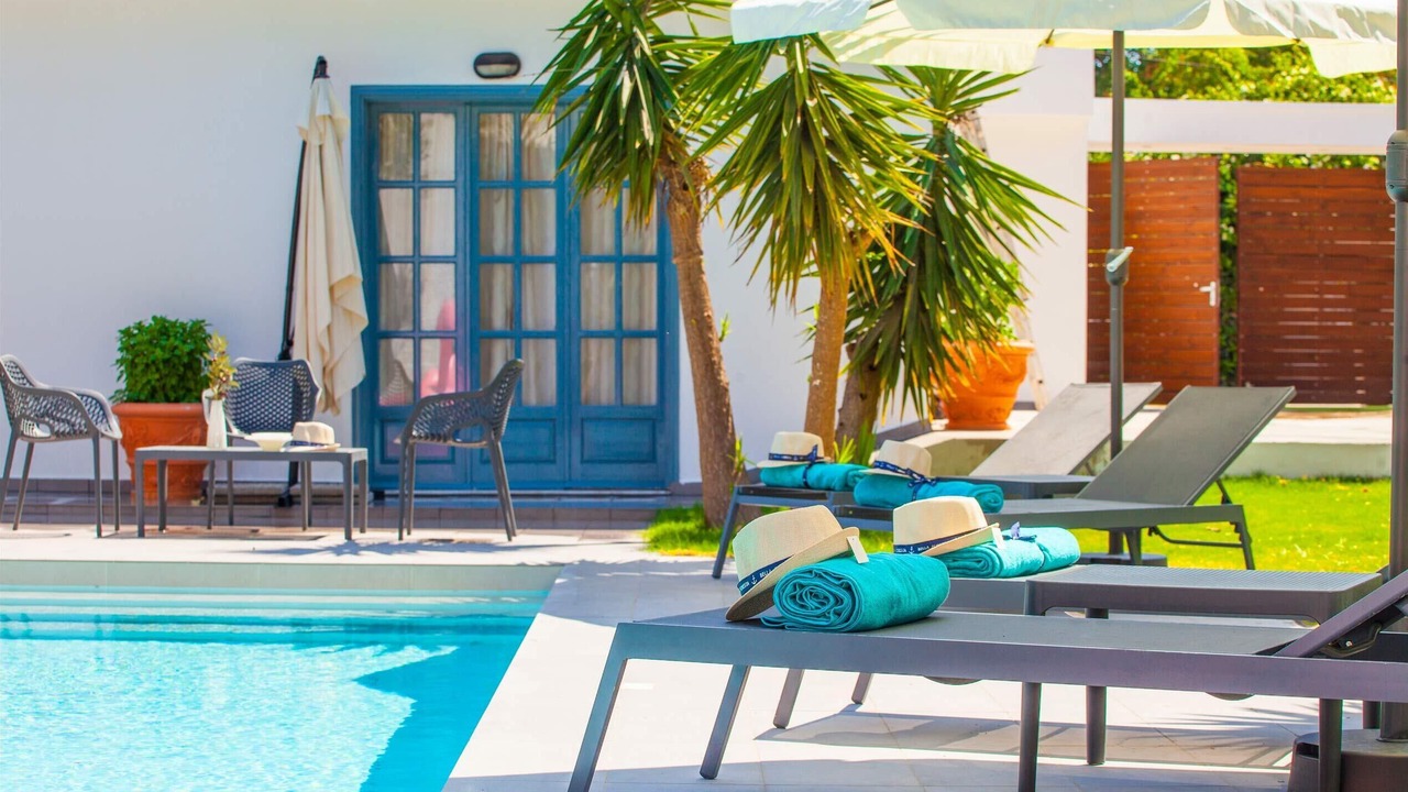 Photo of Outdoor in Ixia