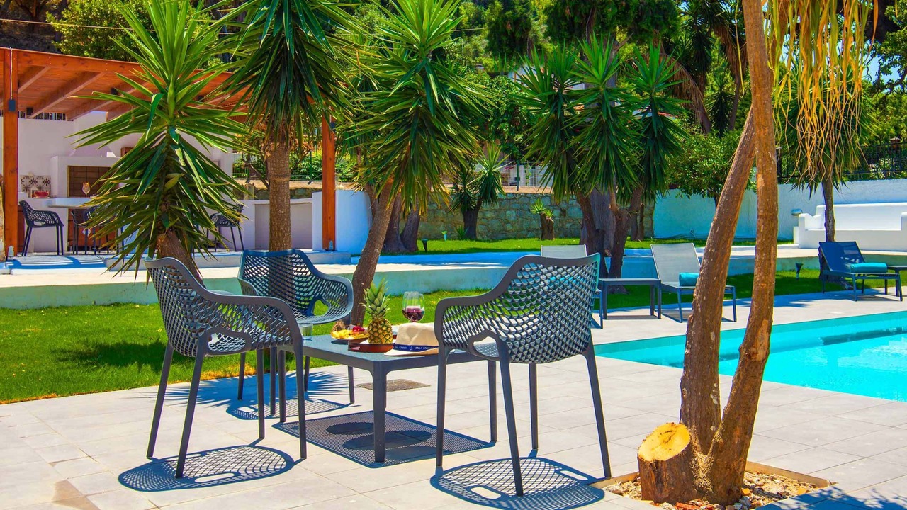 Photo of Outdoor in Ixia