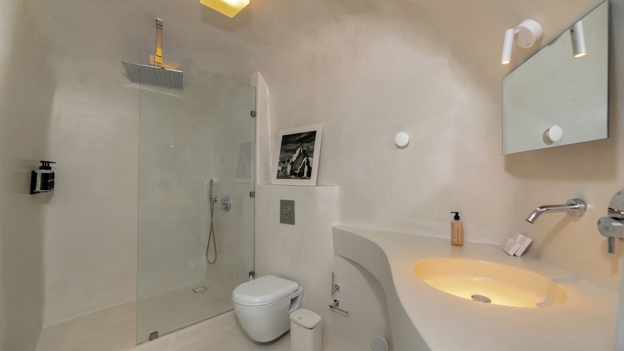 Photo of Bathroom in Vothon