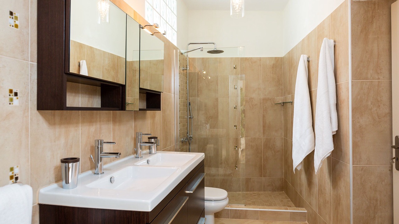 Photo of Bathroom in Chromonastiri