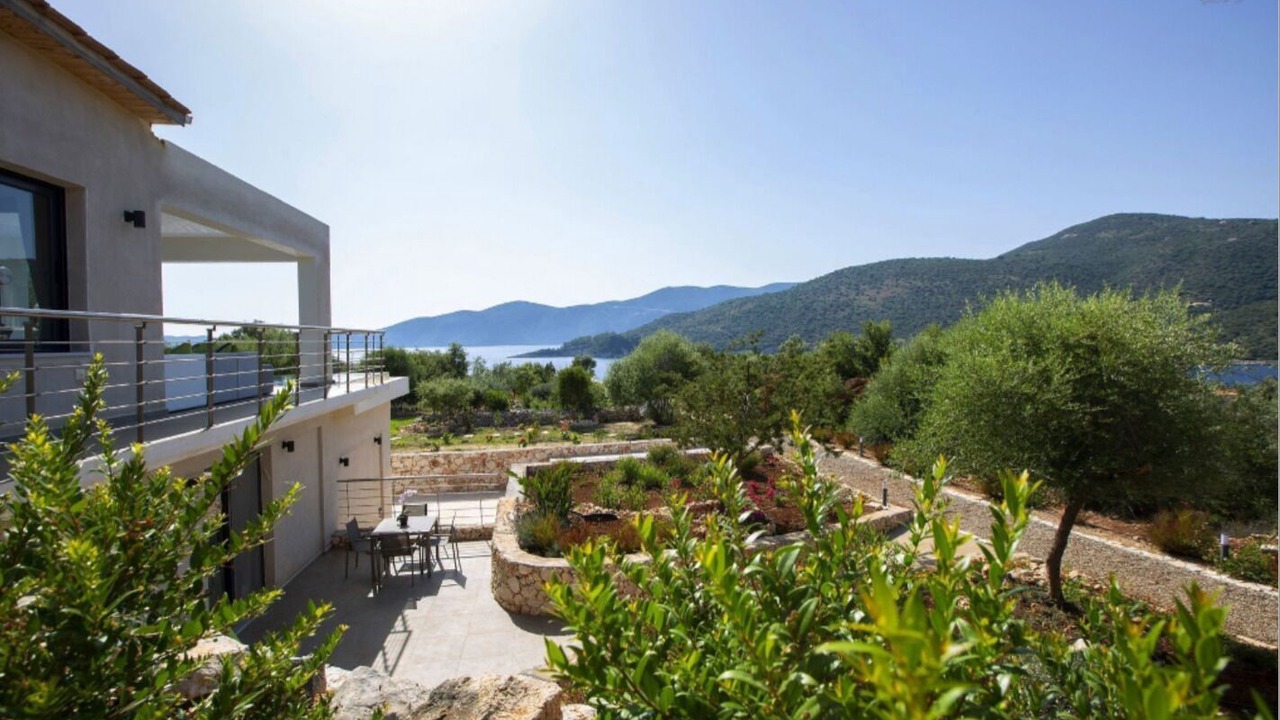 Photo of Patio Balcony in Evgiros