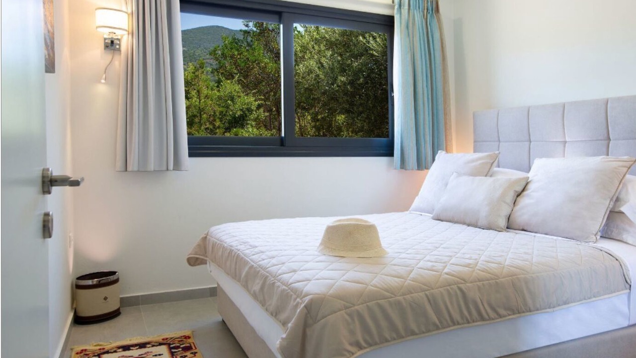 Photo of Bedroom in Evgiros