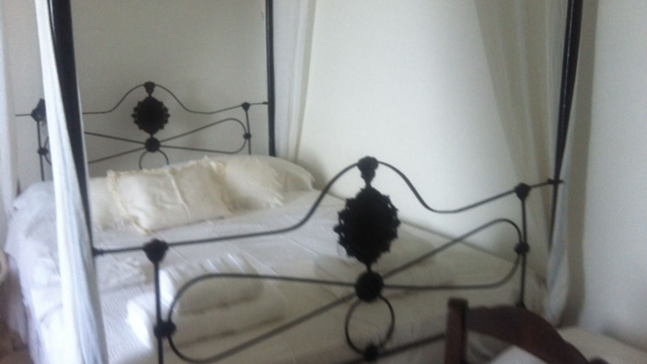 Photo of Bedroom in Glossa