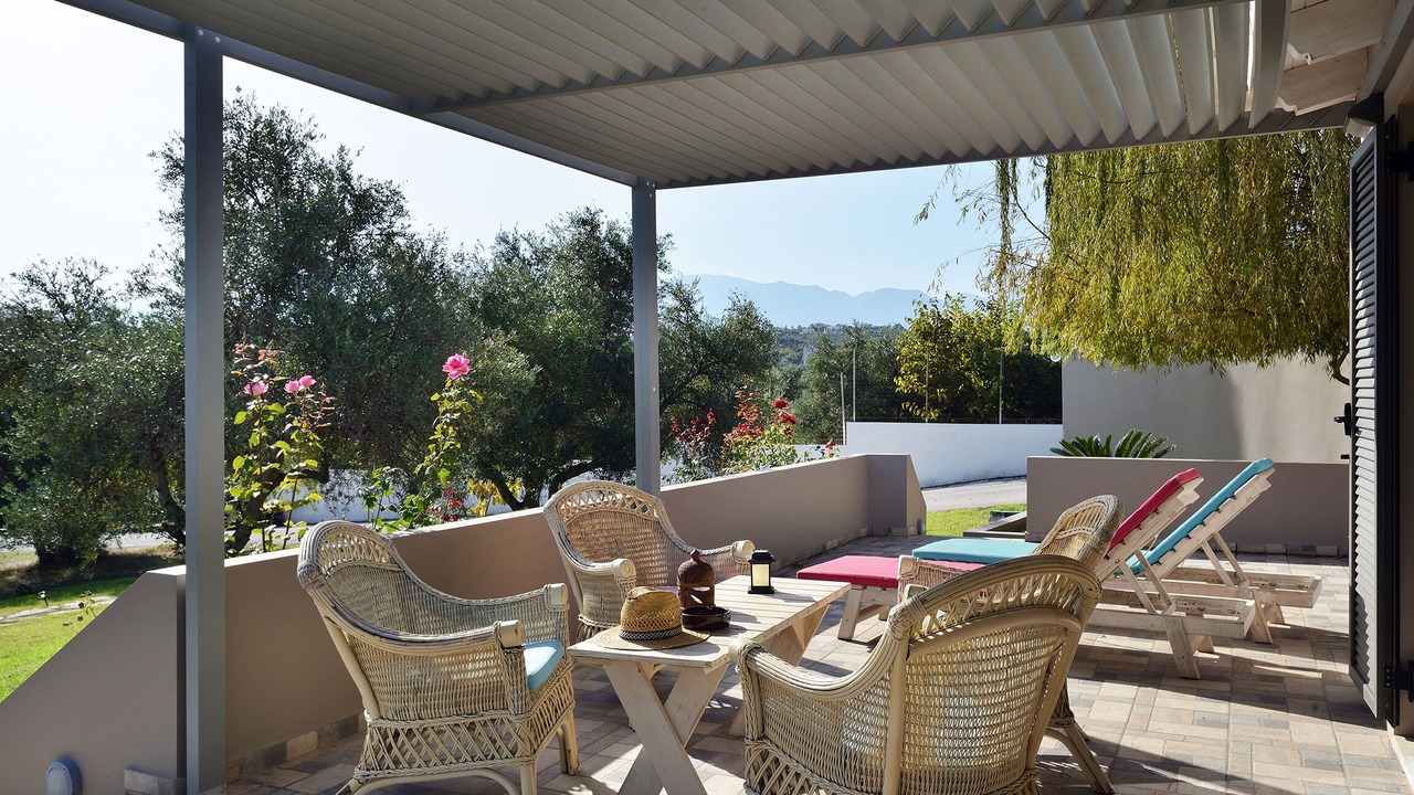 Photo of Patio Balcony in Kato Stalos