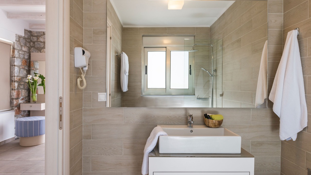Photo of Bathroom in Gialos