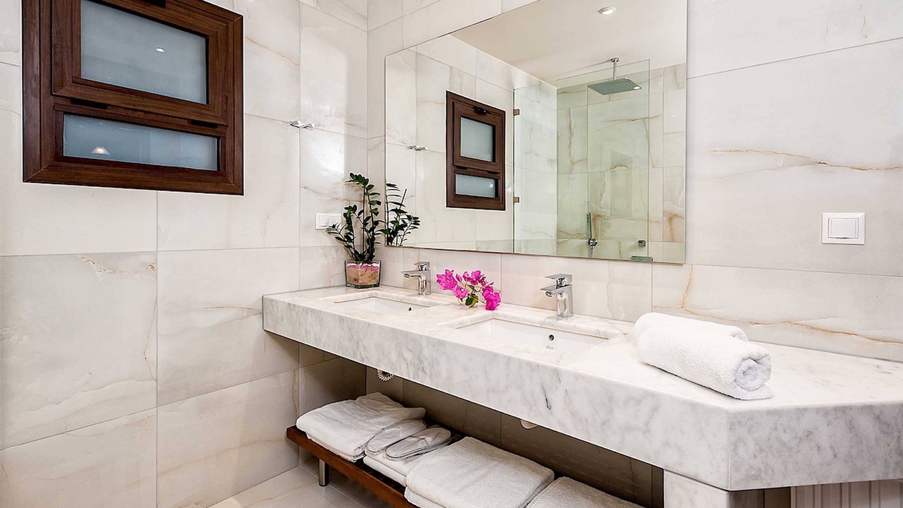 Photo of Bathroom in Kaliviani