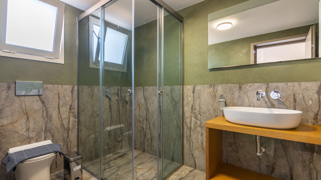 Photo of Bathroom in Analipsi