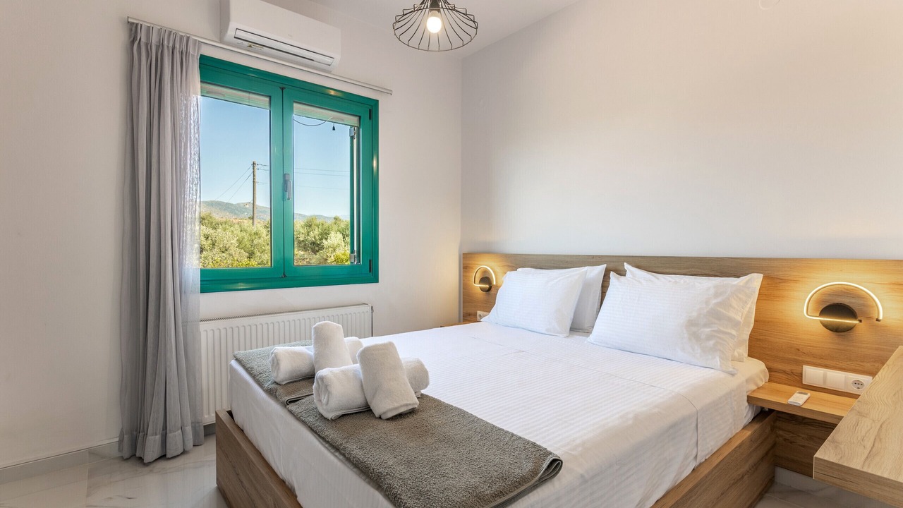 Photo of Bedroom in Analipsi