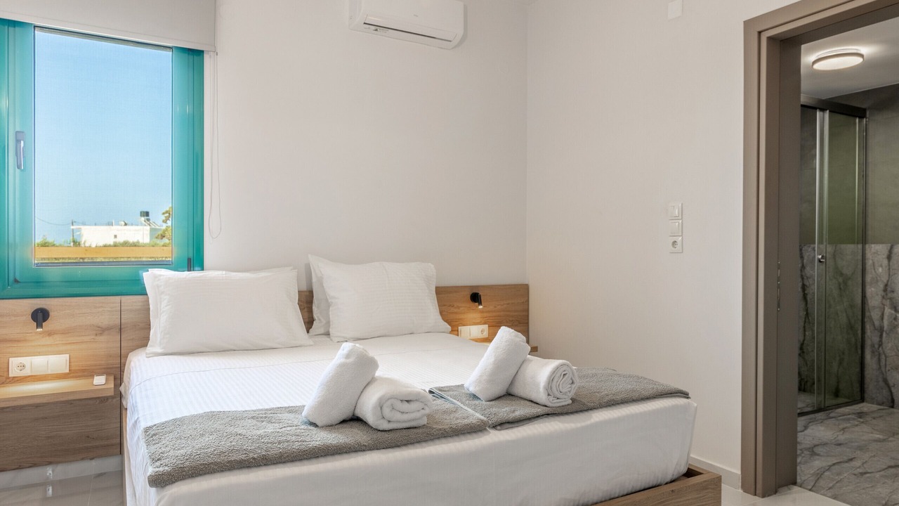 Photo of Bedroom in Analipsi