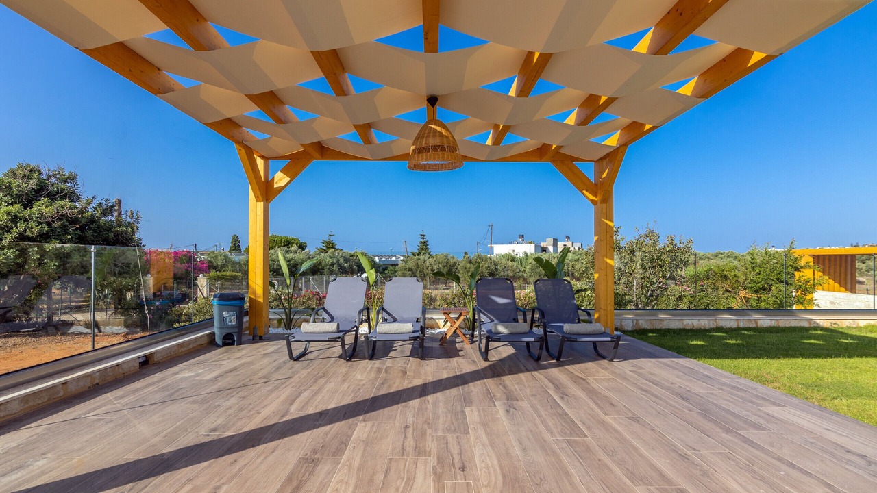 Photo of Patio Balcony in Analipsi