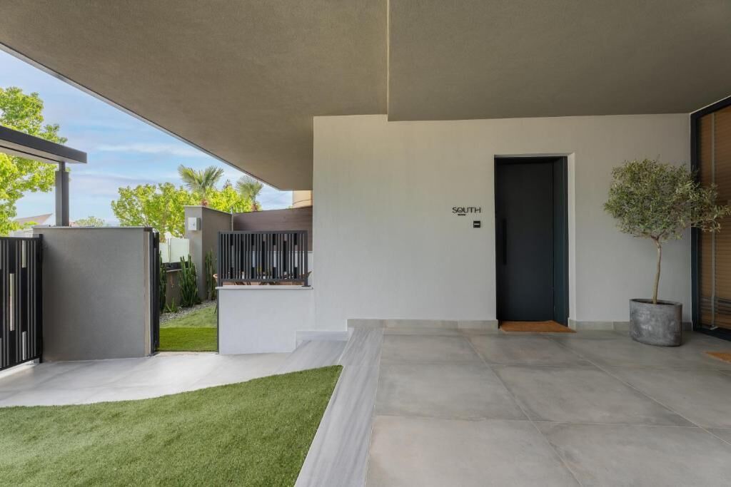 Photo of Patio Balcony in Nees Pagases