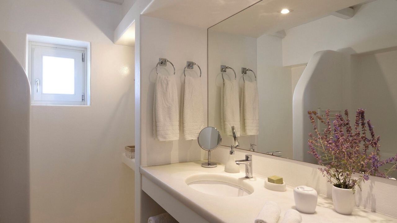 Photo of Bedroom in Antiparos