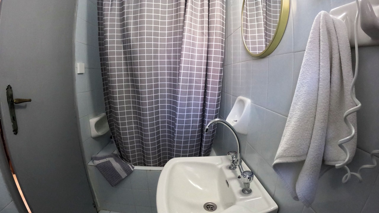 Photo of Bathroom in Alinda