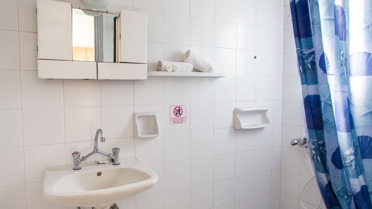 Photo of Bathroom in Alinda