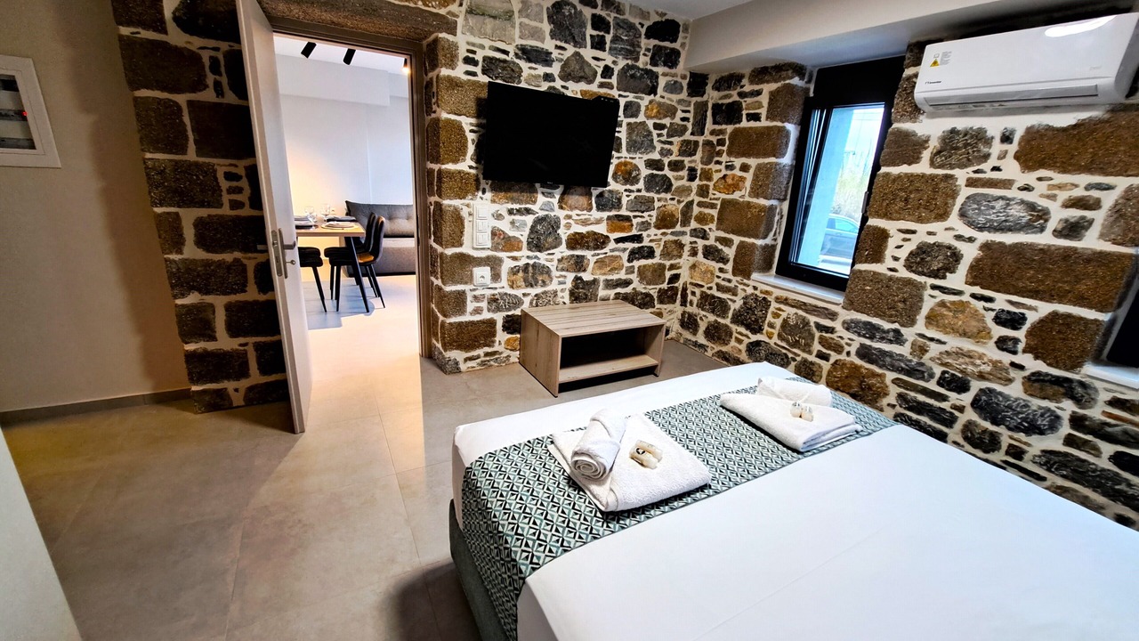 Photo of Bedroom in Mourteri