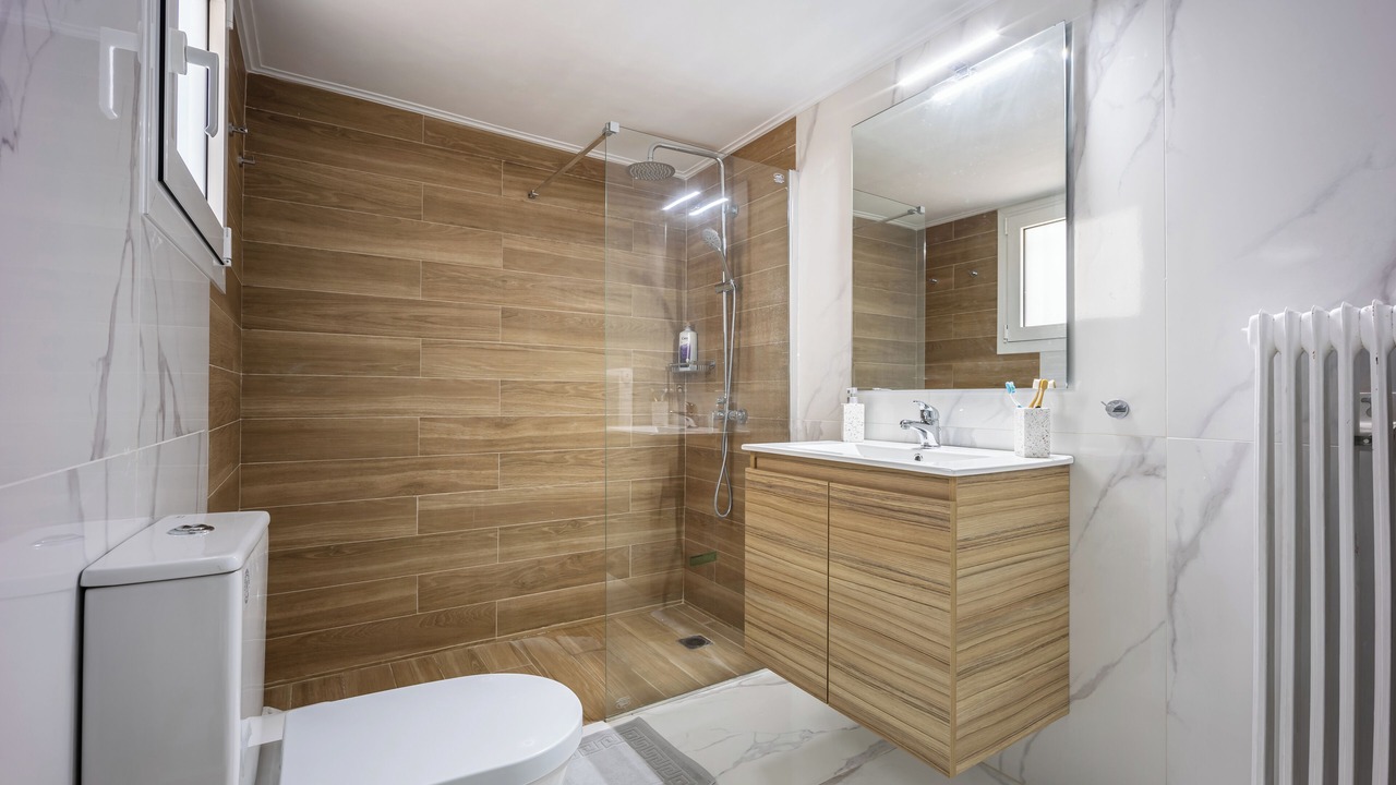 Photo of Bathroom in Kallithea