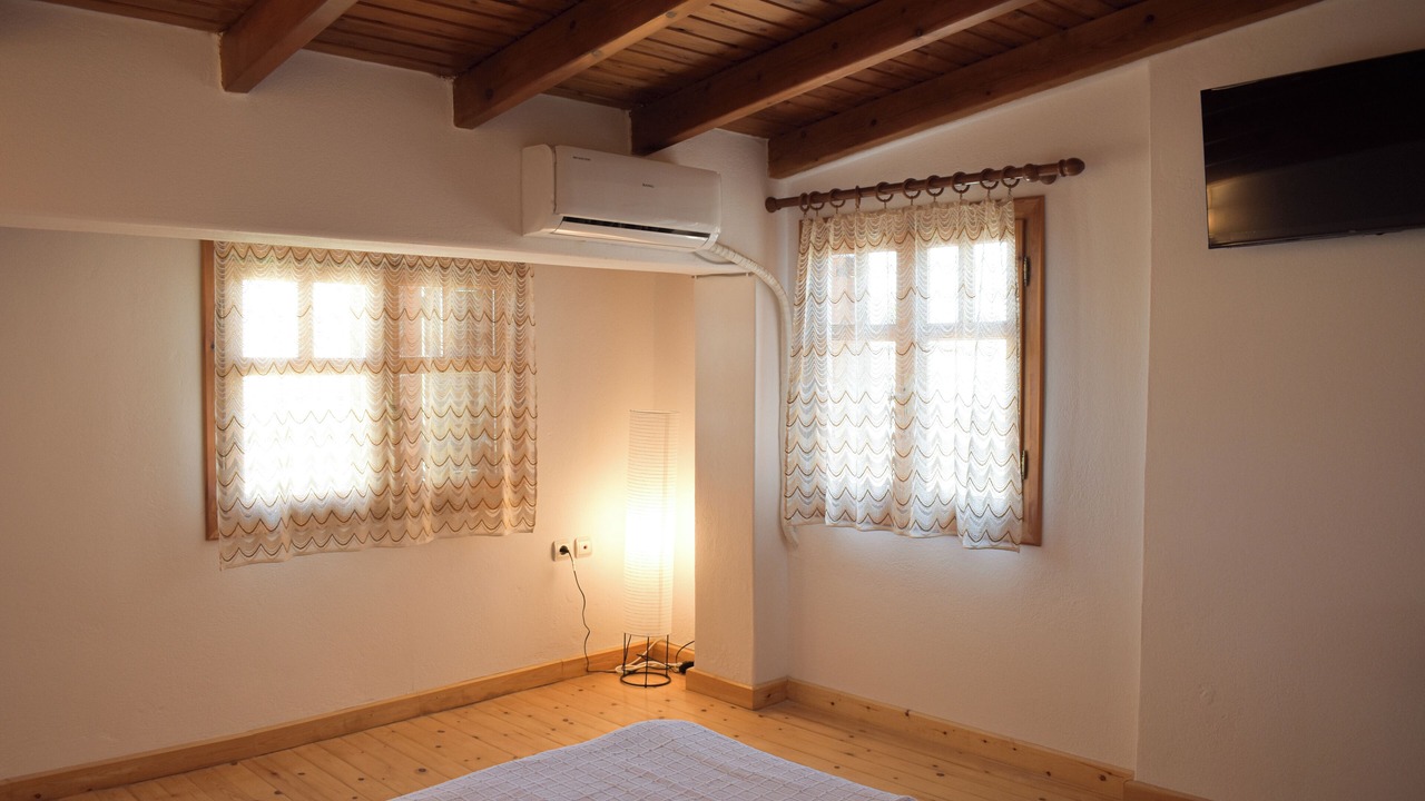 Photo of Bedroom in Lavreotiki