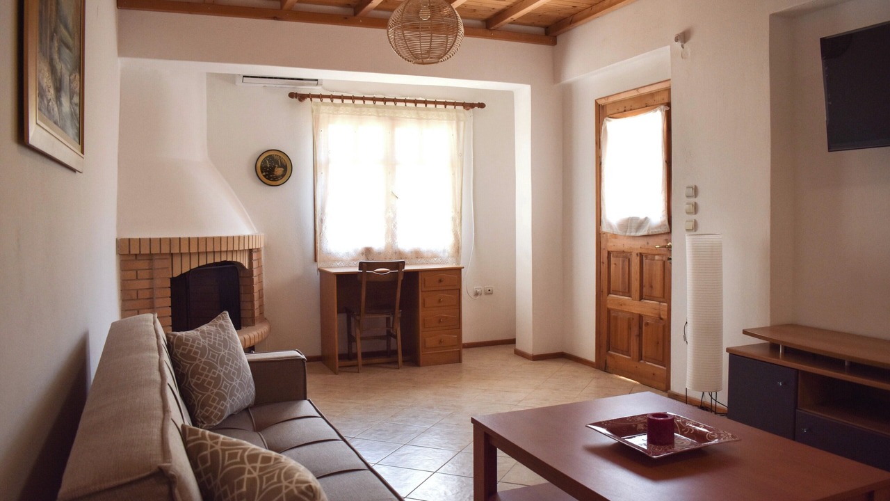 Photo of Livingroom in Lavreotiki
