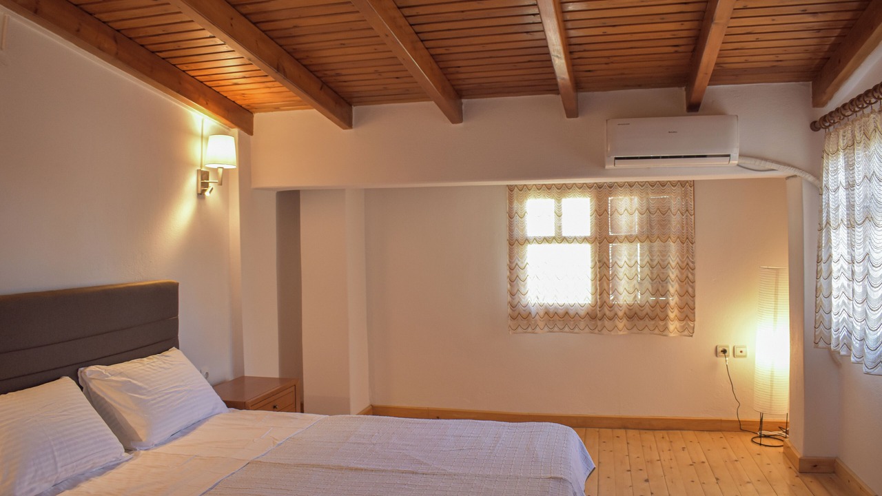 Photo of Bedroom in Lavreotiki