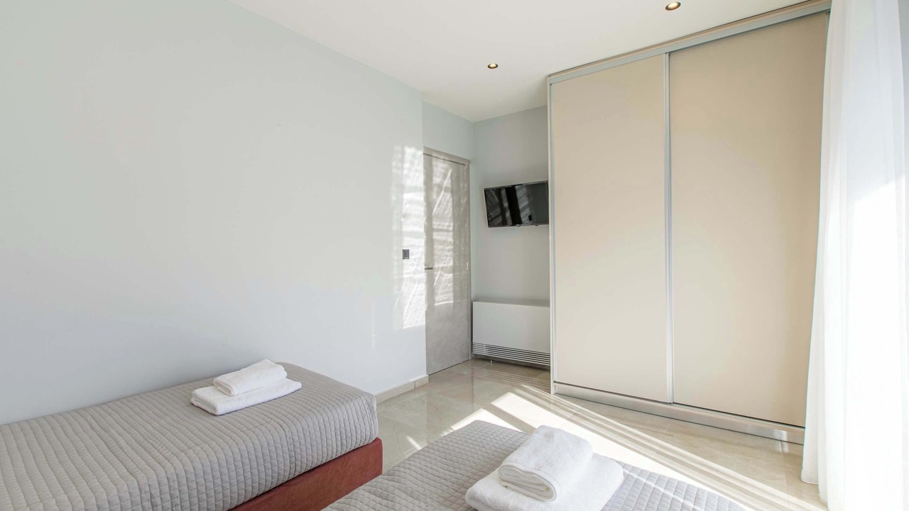 Photo of Bedroom in Vatolakkos