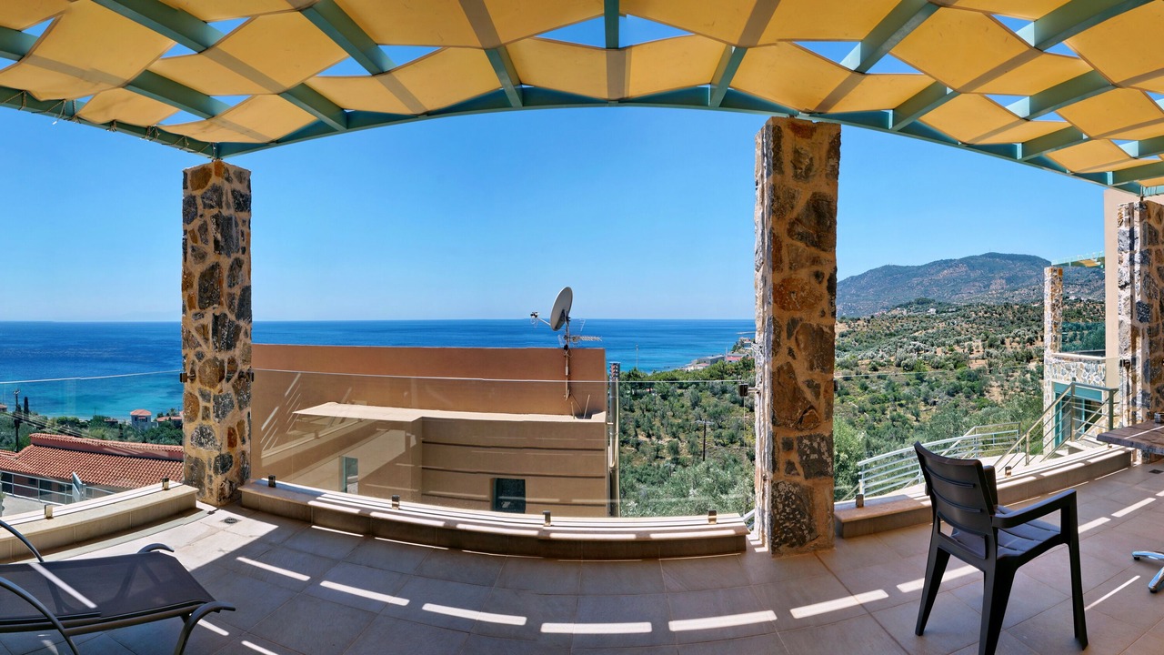 Photo of Patio Balcony in Plomari