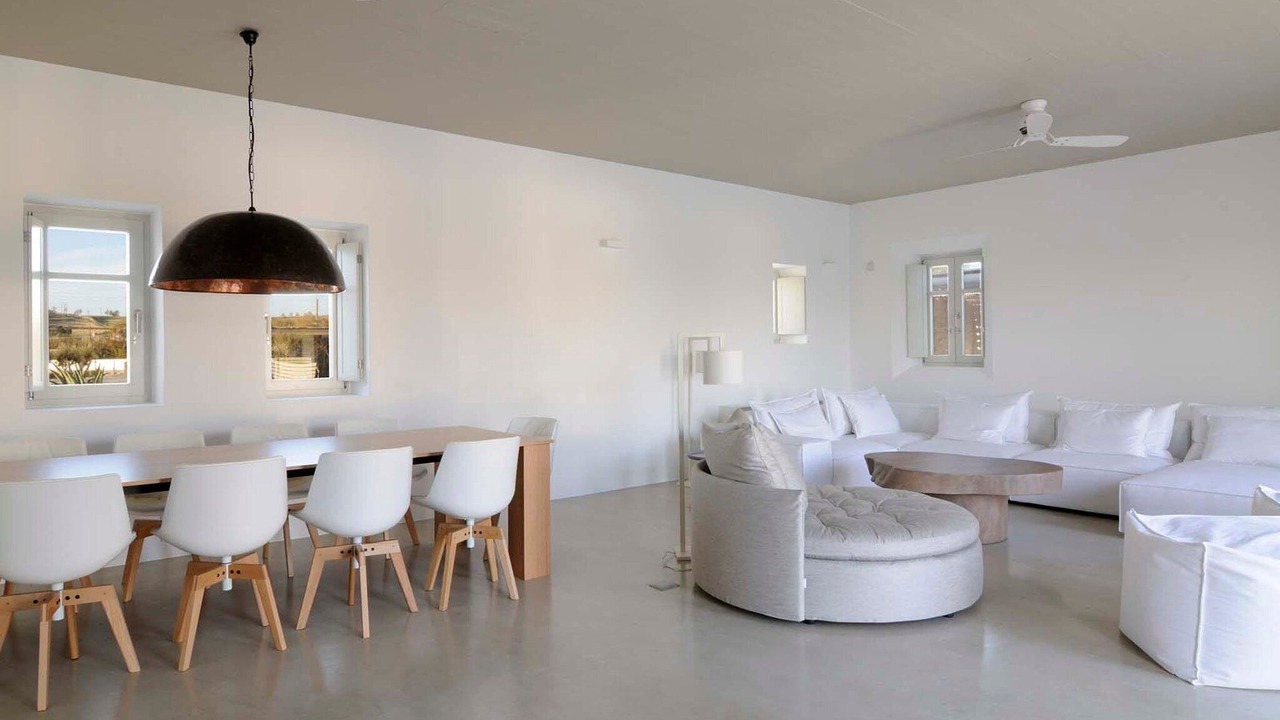 Photo of Others in Chrissi Akti