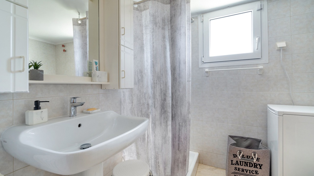 Photo of Bathroom in Nea Sinopi