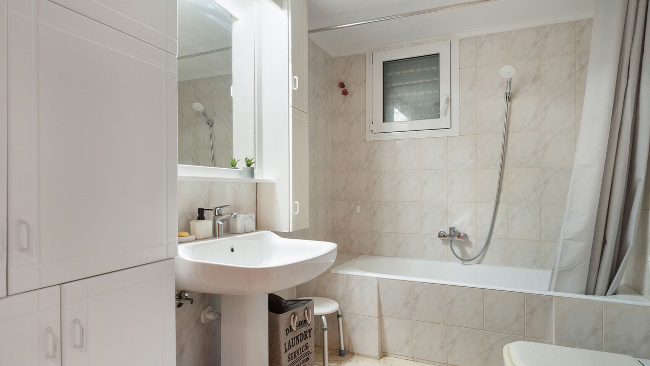 Photo of Bathroom in Nea Sinopi
