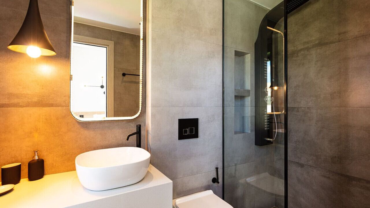 Photo of Bathroom in Pigi