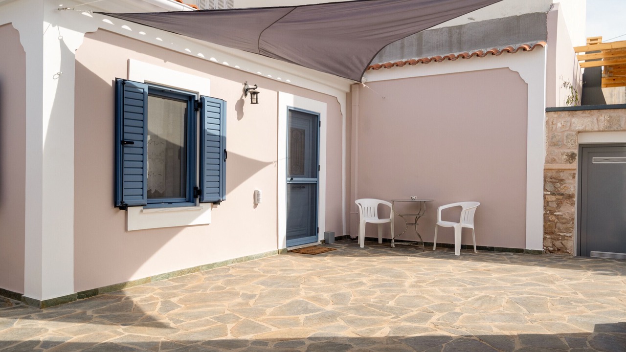 Photo of Patio Balcony in Kilada