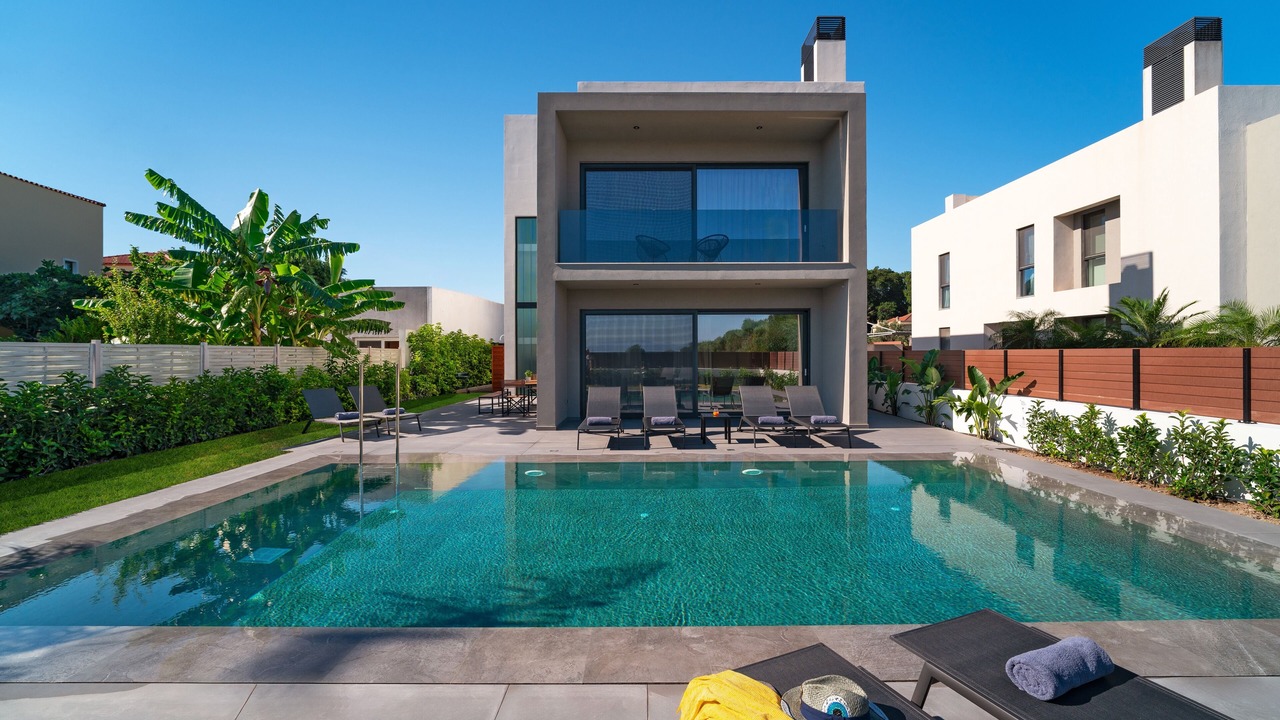 Photo of Outdoor in Ixia