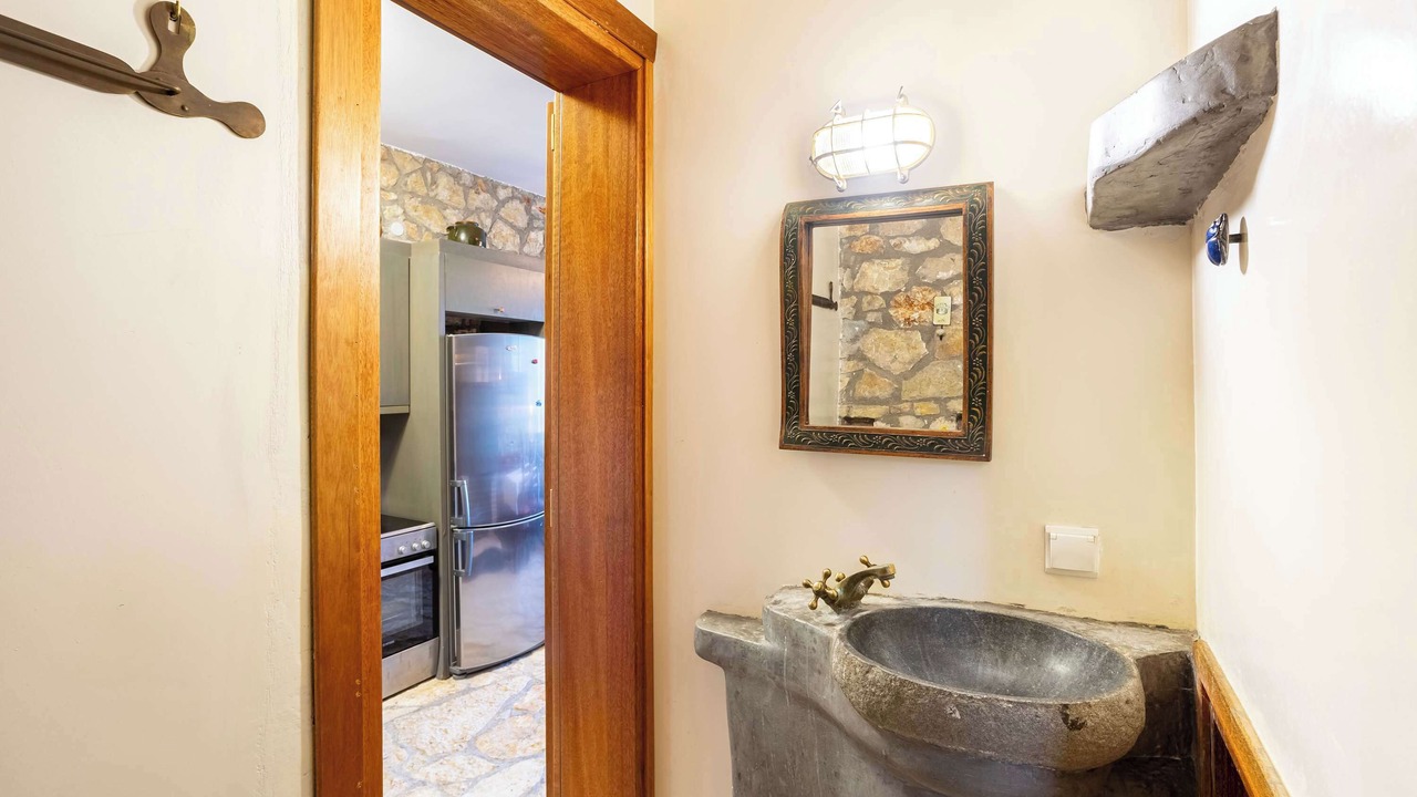 Photo of Bathroom in Messini