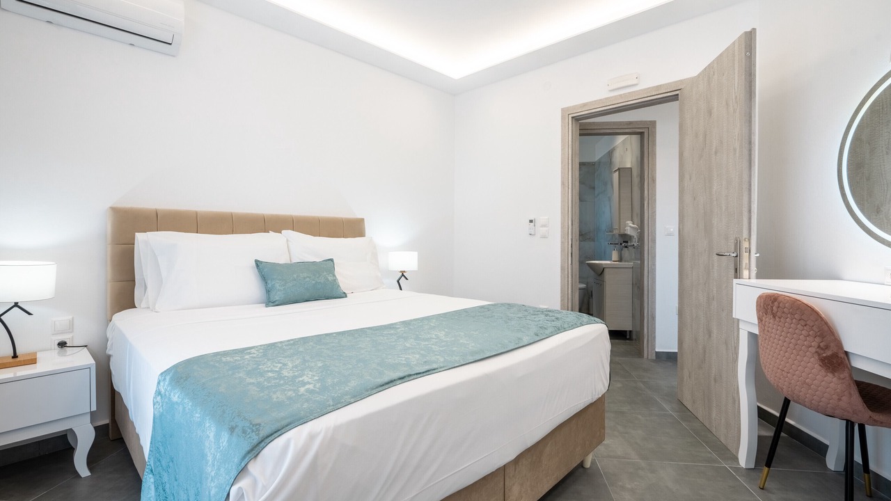 Photo of Bedroom in Petaloudes
