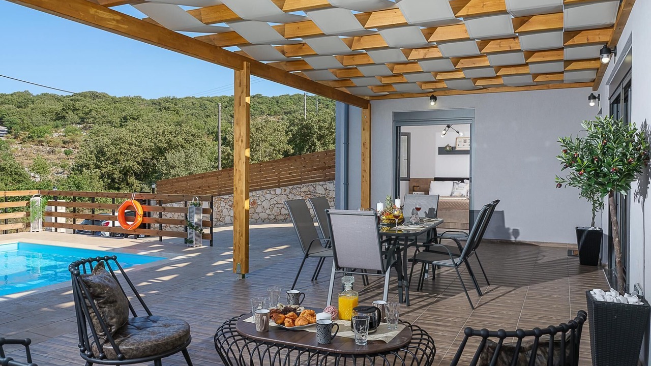Photo of Outdoor in Monopari