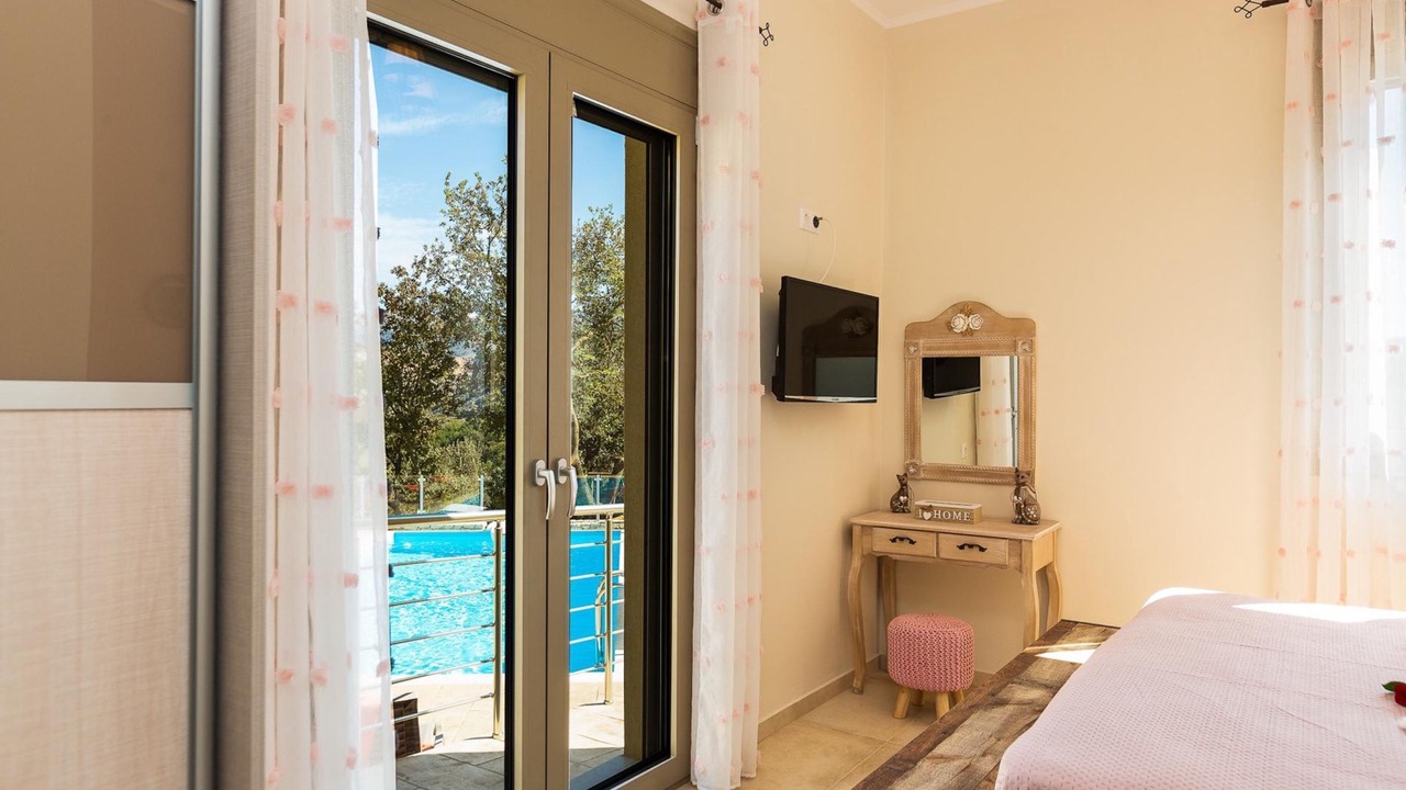 Photo of Bedroom in Monopari