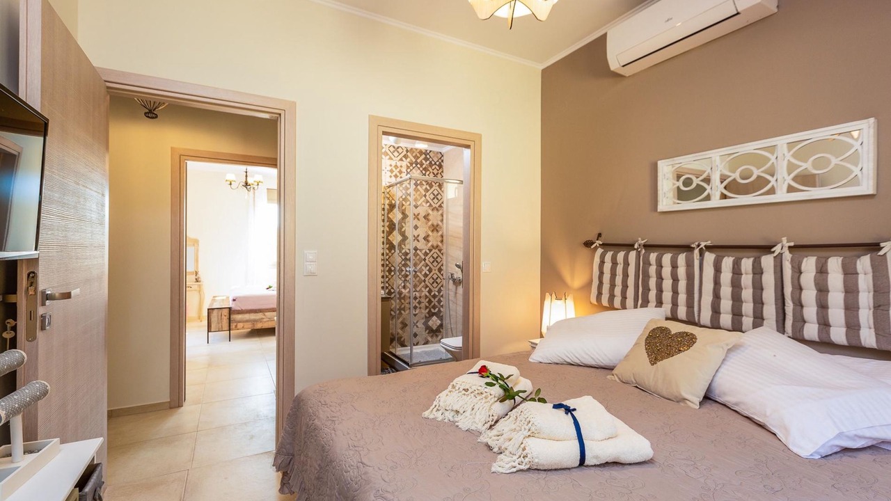 Photo of Bedroom in Monopari
