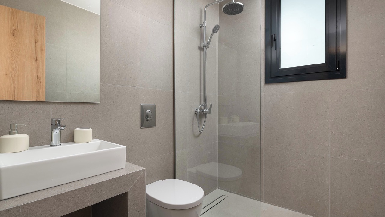 Photo of Bathroom in Petaloudes