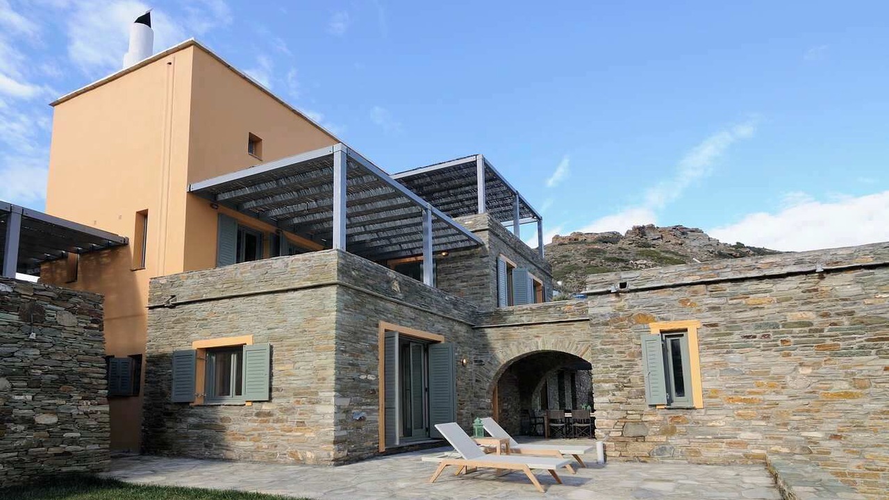 Photo of Patio Balcony in Andros