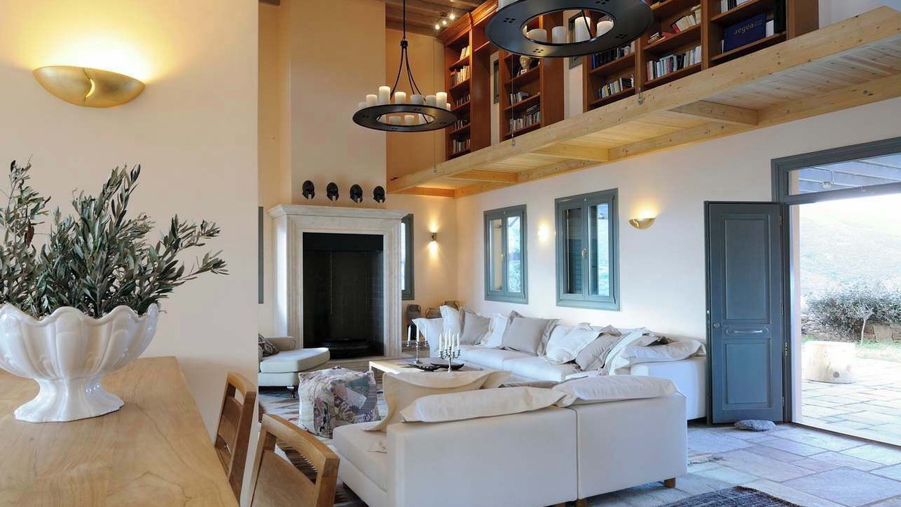 Photo of Livingroom in Andros