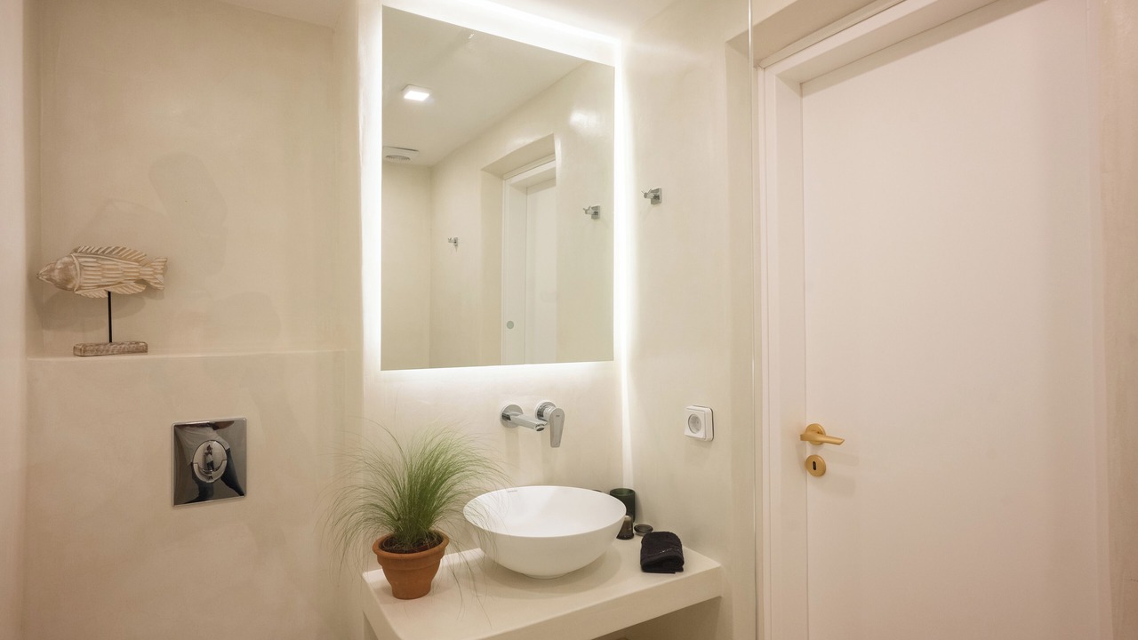 Photo of Bathroom in Elia