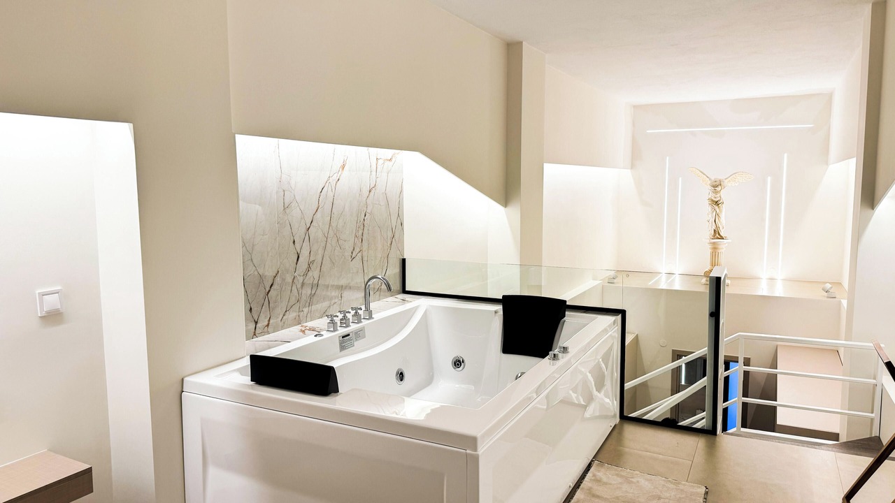 Photo of Bathroom in Katerini