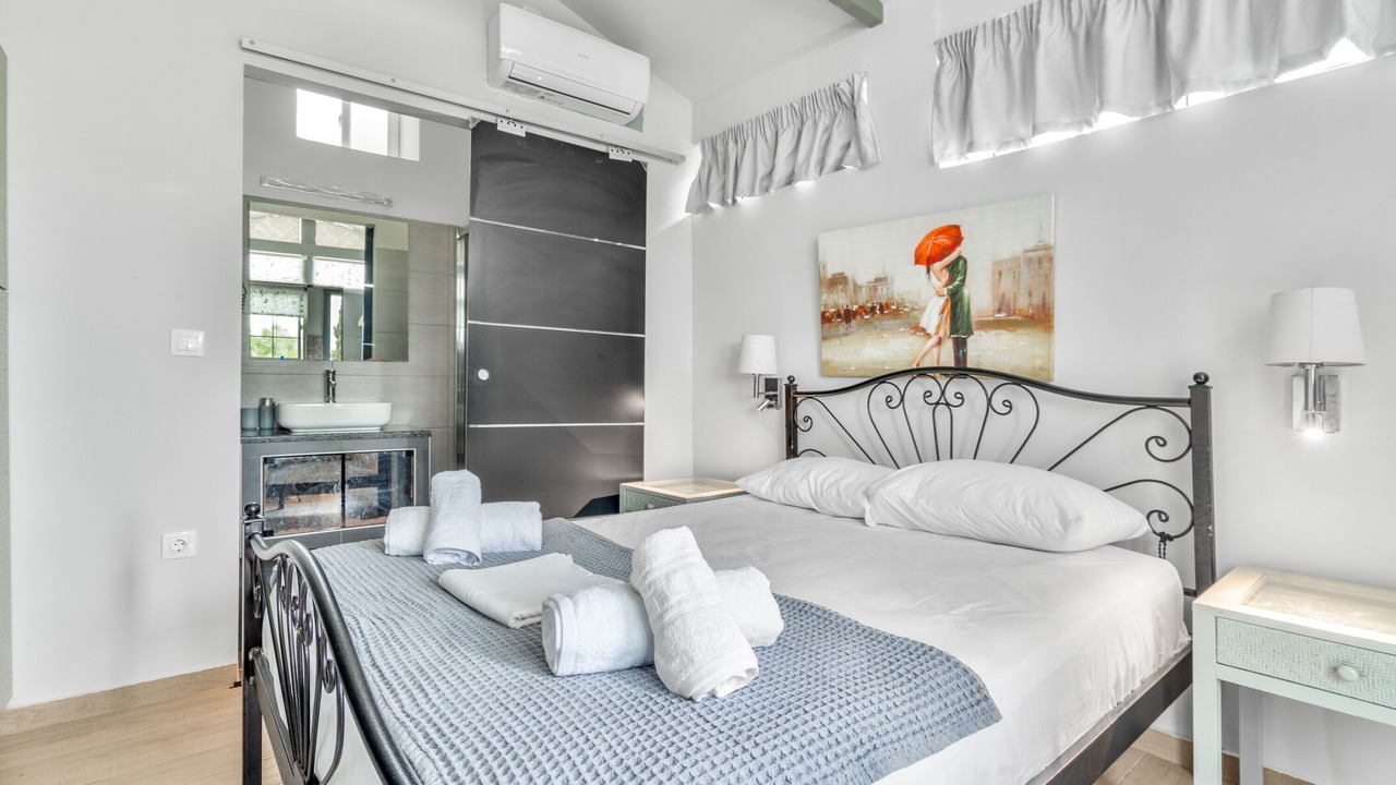 Photo of Bedroom in Kalata