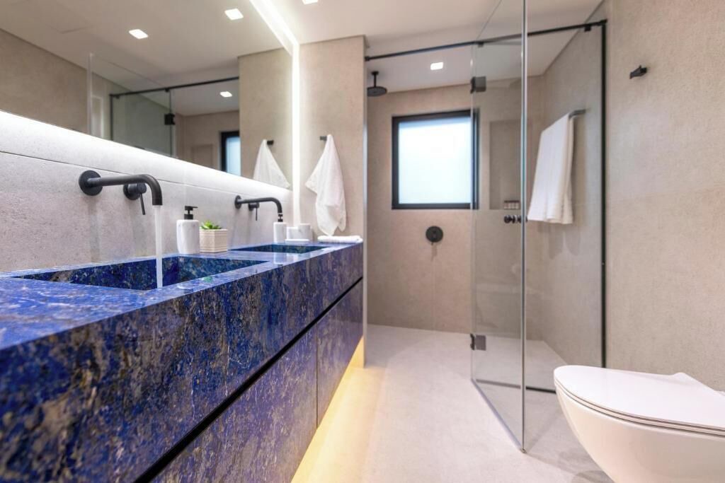 Photo of Bathroom in Vari