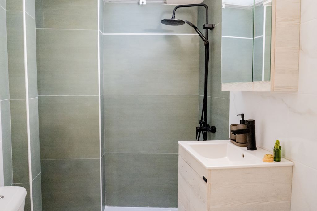 Photo of Bathroom in Ioannina Town Centre