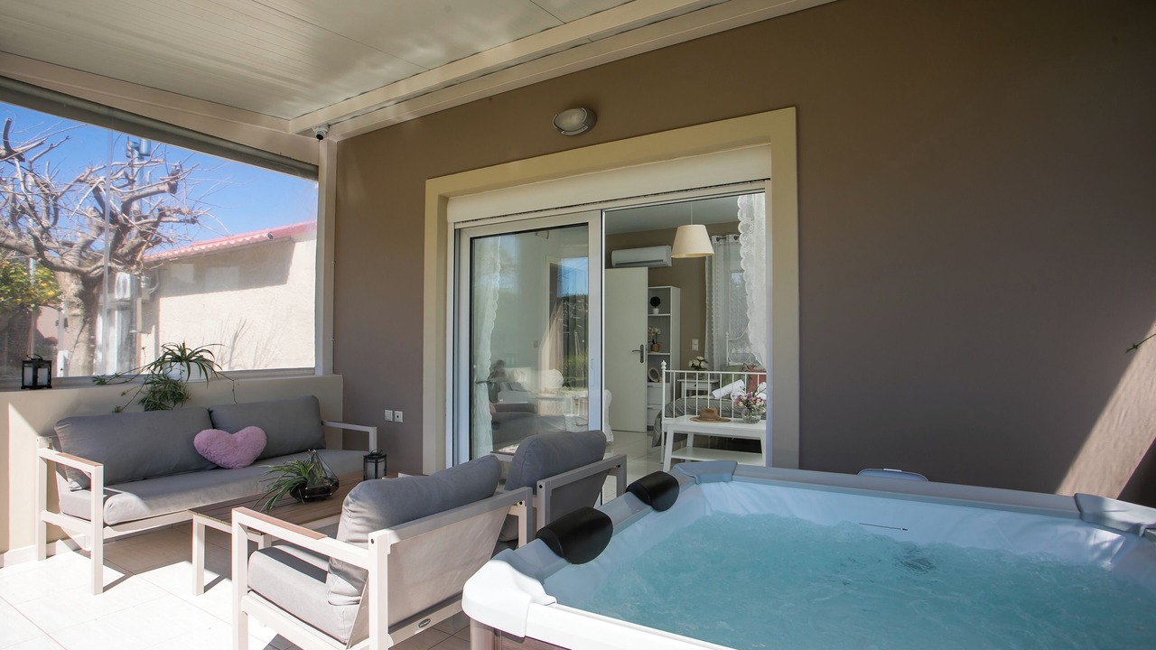 Photo of Patio Balcony in Petaloudes