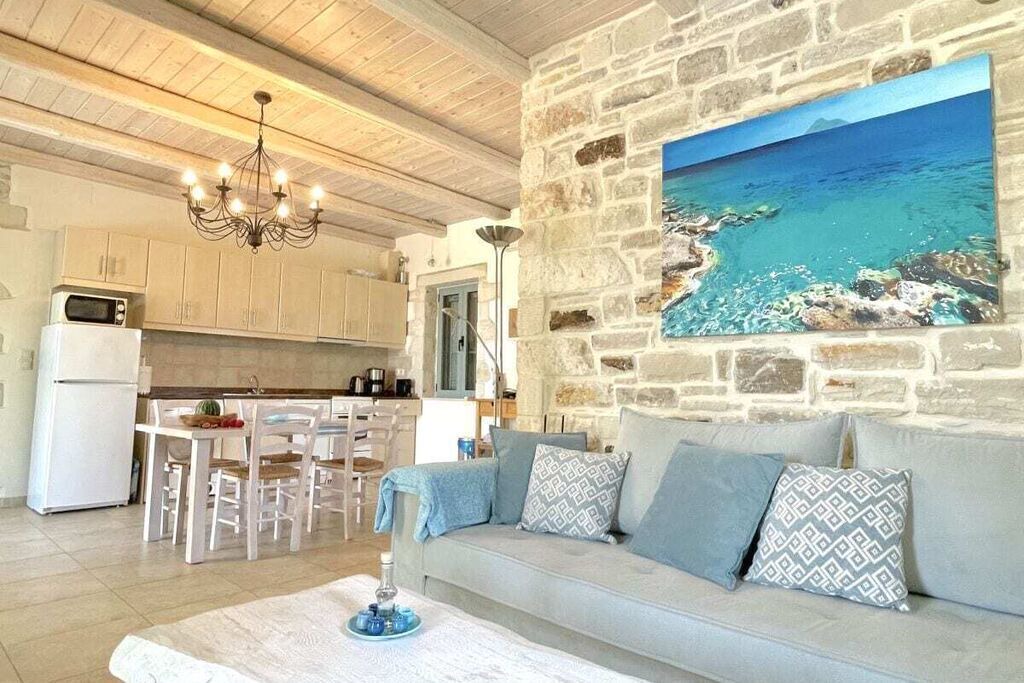 Photo of Livingroom in Faistos