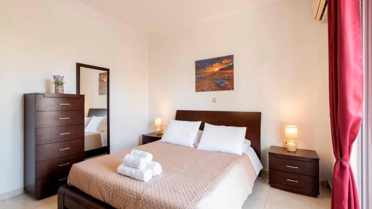 Photo of Bedroom in Petaloudes